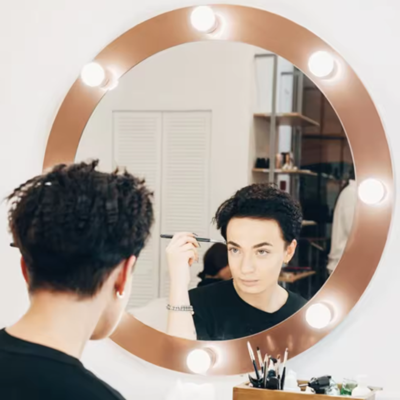 Lampada da Trucco Hollywood co - Dressing Table Vanity With Lighted Mirror recensione e prezzo